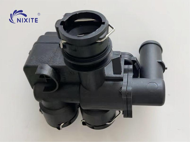 2118320584 Heater Valve for MERCEDES-BENZ