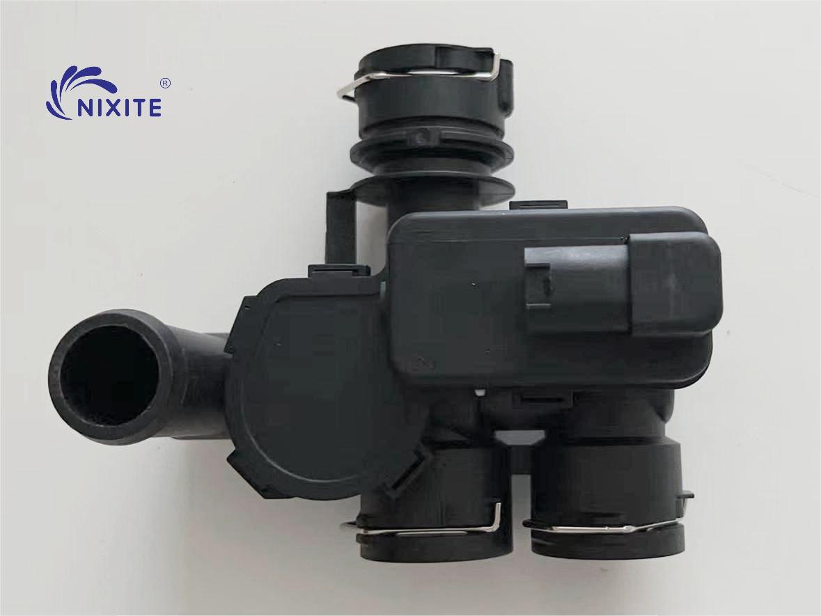 2118320584 Heater Valve for MERCEDES-BENZ