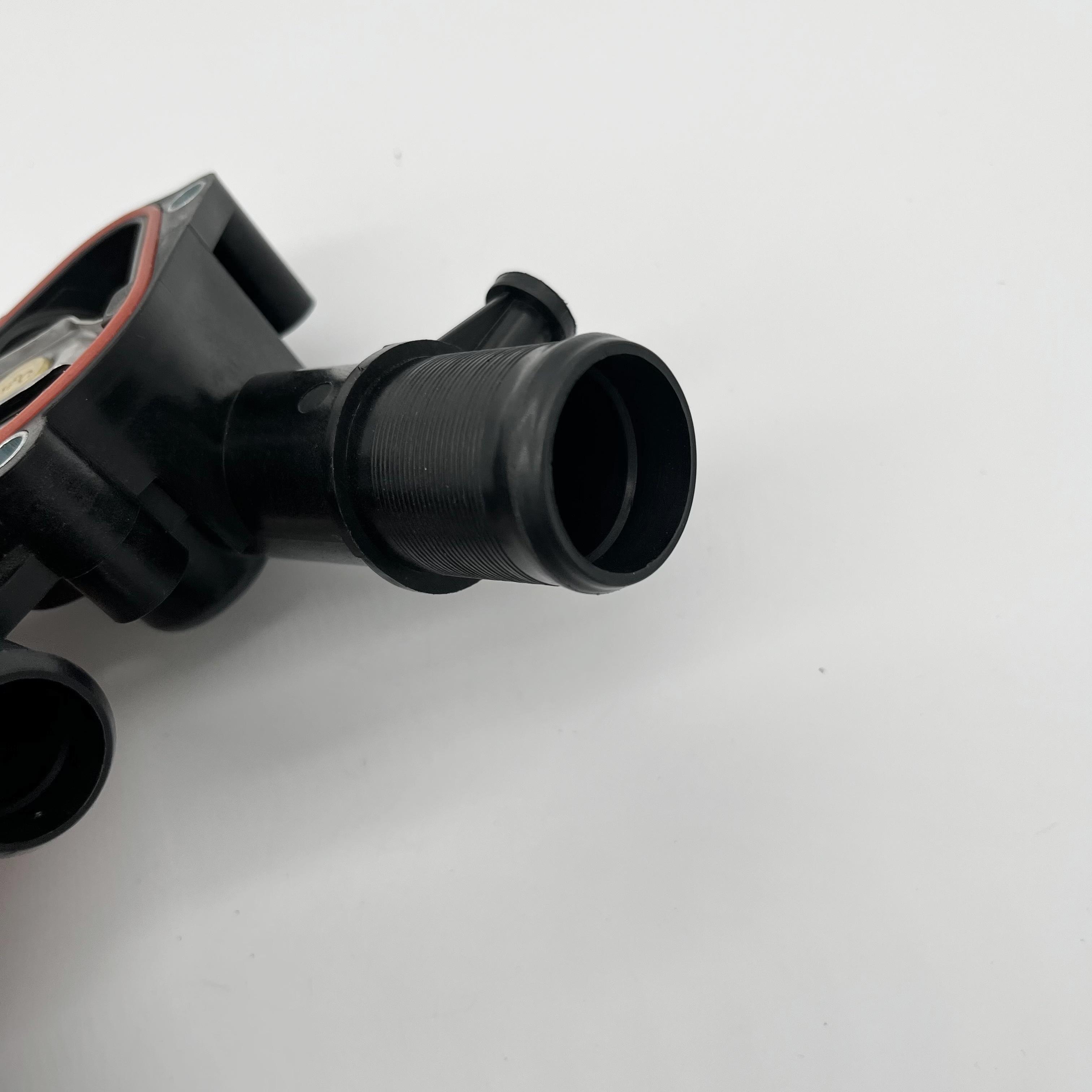 8200646680 Engine Coolant Thermostat Housing Assembly for RENAULT