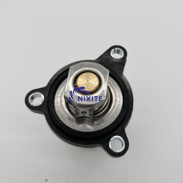 8200155515, 7700103300, 11BY1-5327 Engine Coolant Thermostat Housing Assembly for RENAULT