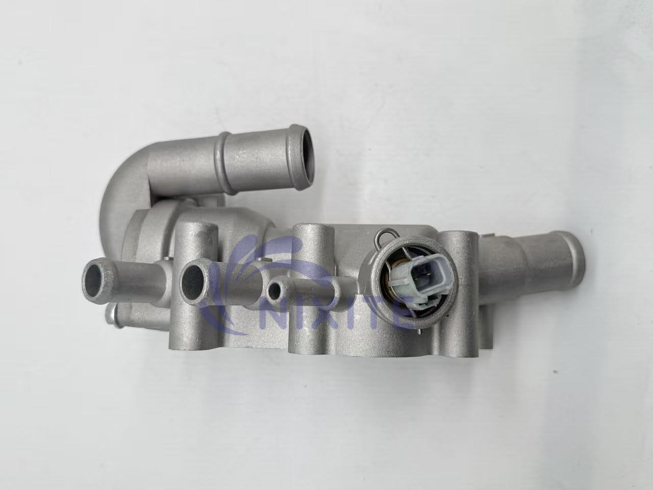 WF209105, 2S6G-8A586-D1C, M2S6G-8A586-D1C, M2S6G-8A586-D2C, 2S65-8C607-EB Engine Coolant Aluminium Thermostat Housing Assembly