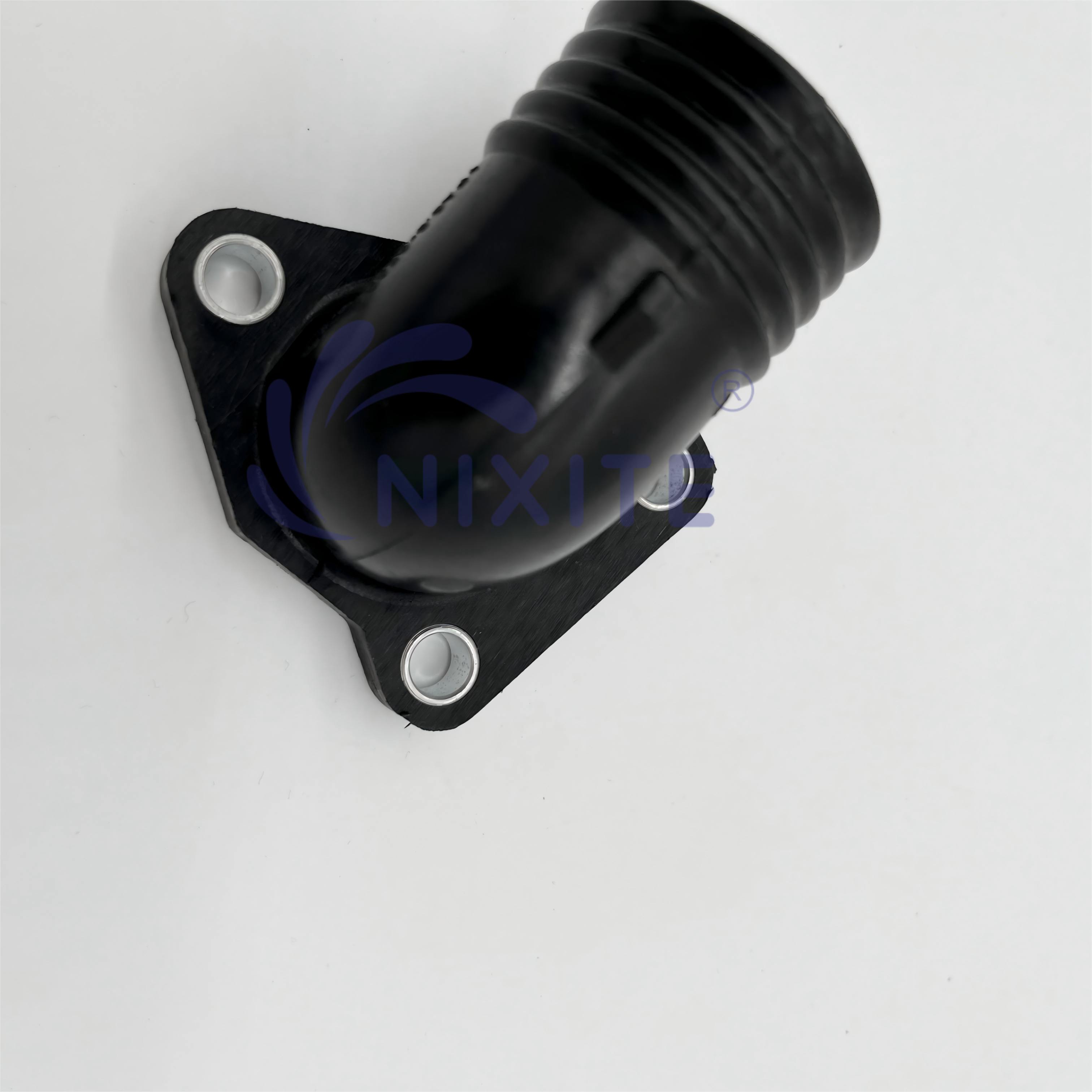 11531743200, 11531743199 Engine Coolant Thermostat Housing Water Flange