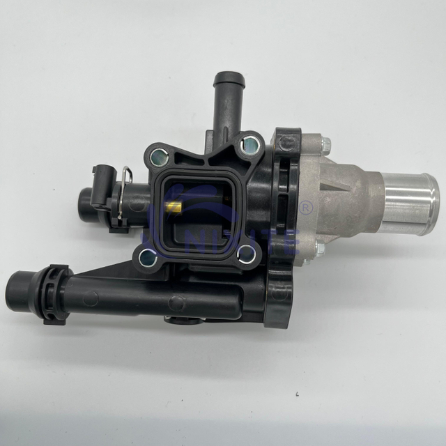 25189438, 25187074 Engine Coolant Thermostat Housing Assembly for GM