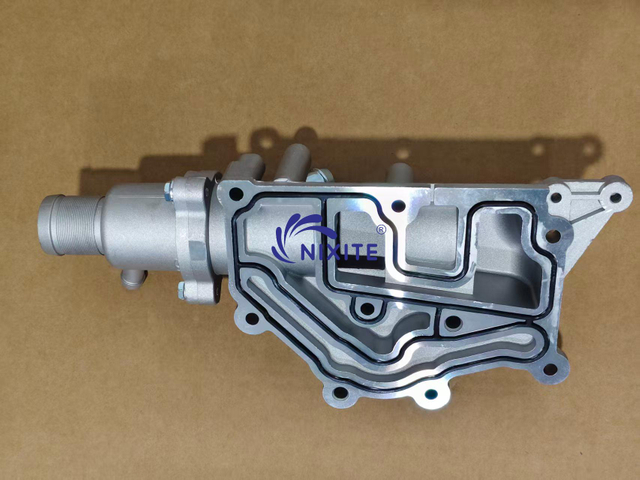 82 00 561 426, 82 00 023 915 Engine Coolant Thermostat Housing Assembly for DACIA RENAULT