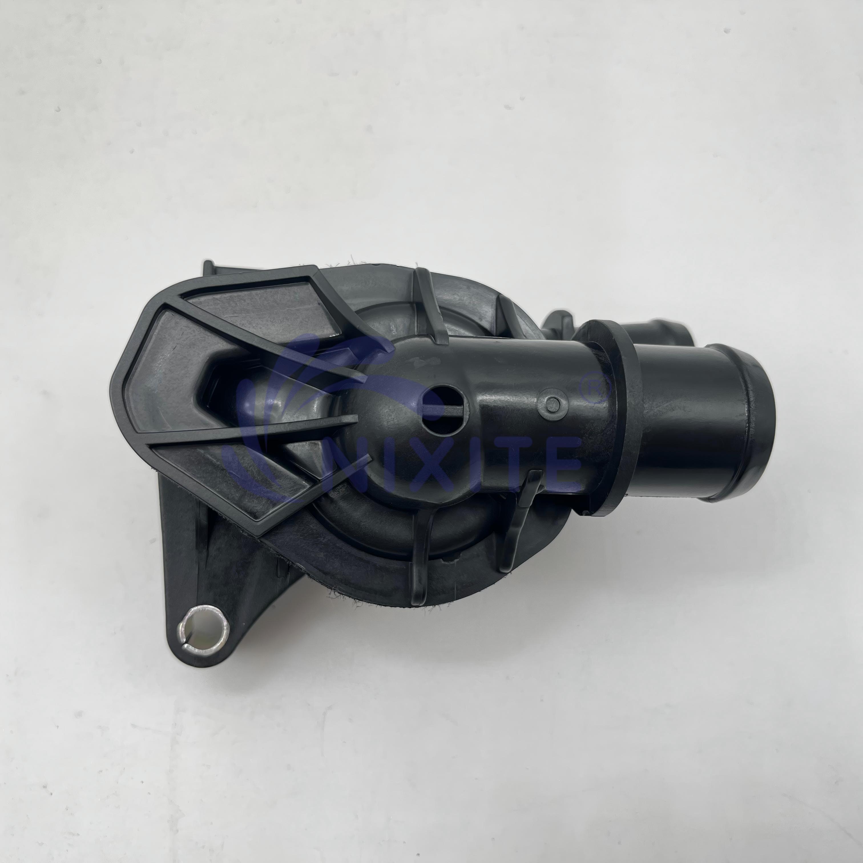 DS7G 9K478 DA, FJ5G6L084CC, DS7Z8592F Engine Coolant Thermostat Housing Assembly