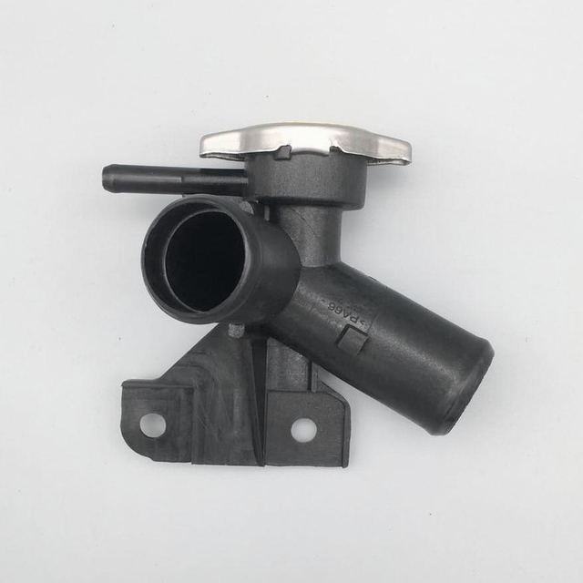 16502-21010 Engine Coolant Thermostat Housing Water Flange for TOYOTA