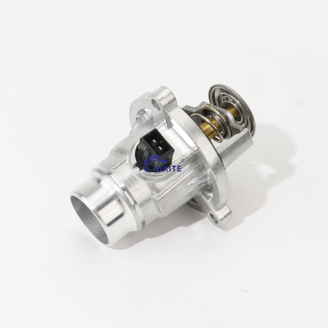 11537502779, 11537586885 Engine Coolant Thermostat Housing Assembly Aluminium