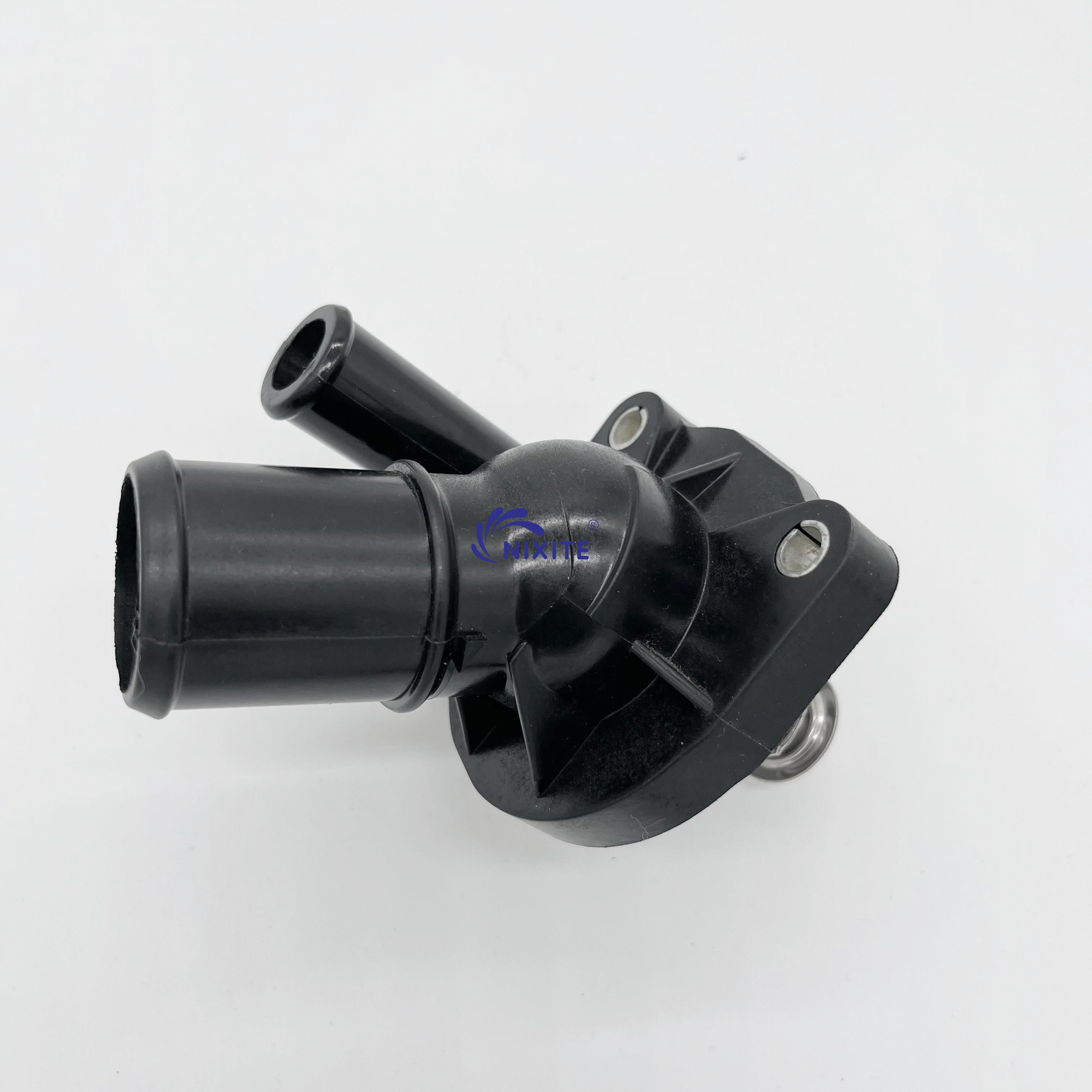 902-733, 1374191, 1462483, 1475495, 1306010-37K, 3M4G-8575A-C Engine Coolant Thermostat Housing Assembly