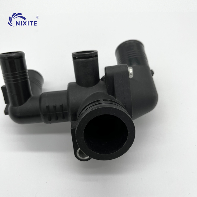 1731770, BK2Q8A586AB, BK2Q-8594-AA Engine Coolant Thermostat Housing Assembly