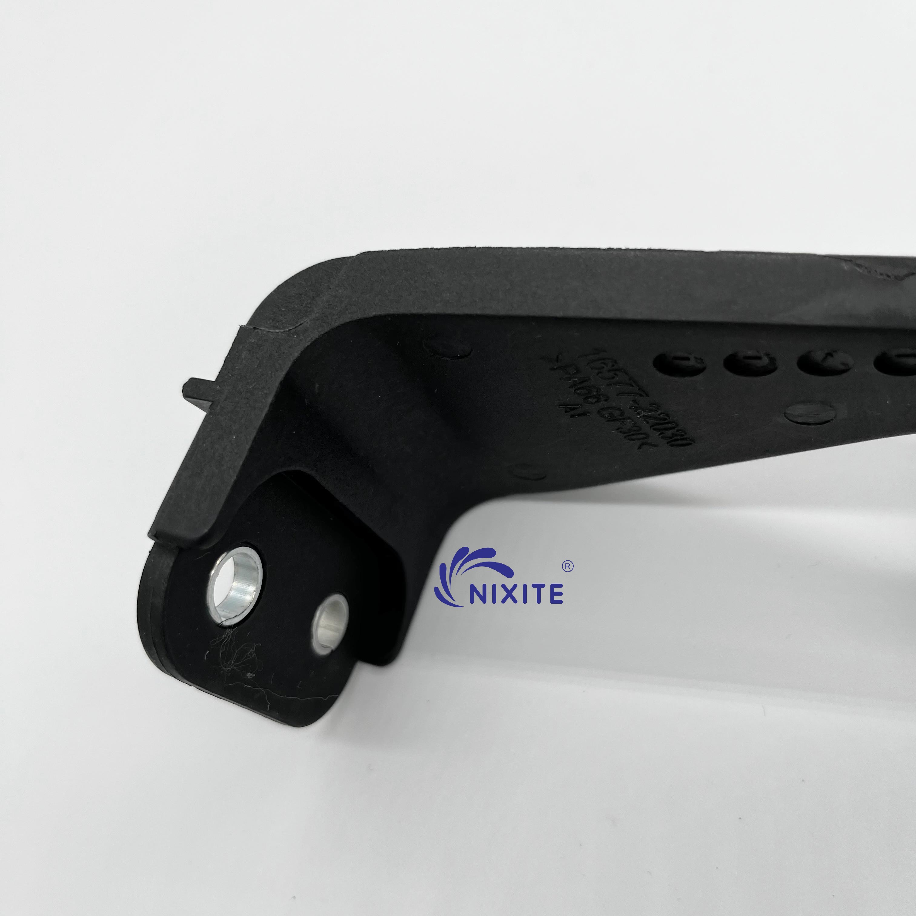 16577-22030, 16577-22031, 16577-22040 Engine Coolant Thermostat Housing Water Flange for TOYOTA