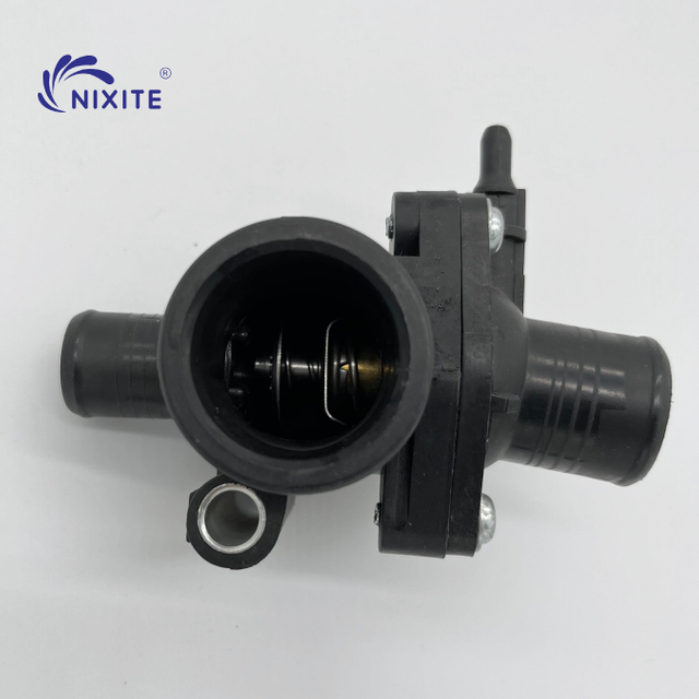 XS7Q-9K478-AD, JDE1901, JDE4149 Engine Coolant Thermostat Housing Assembly