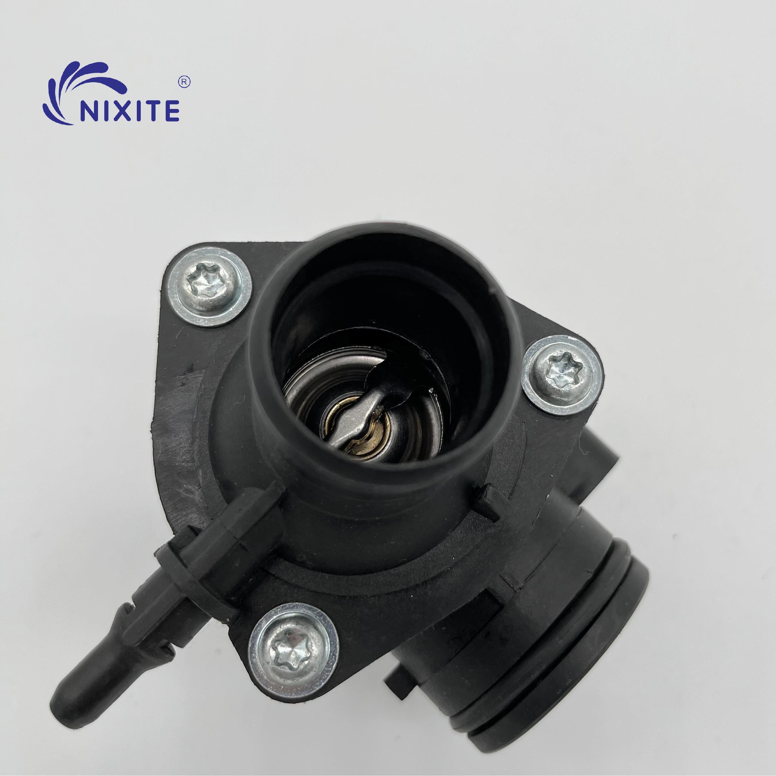 XS7Q-9K478-AD, JDE1901, JDE4149 Engine Coolant Thermostat Housing Assembly